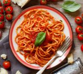 domatesli spagetti