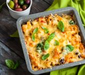 fırında kaşarlı sebze